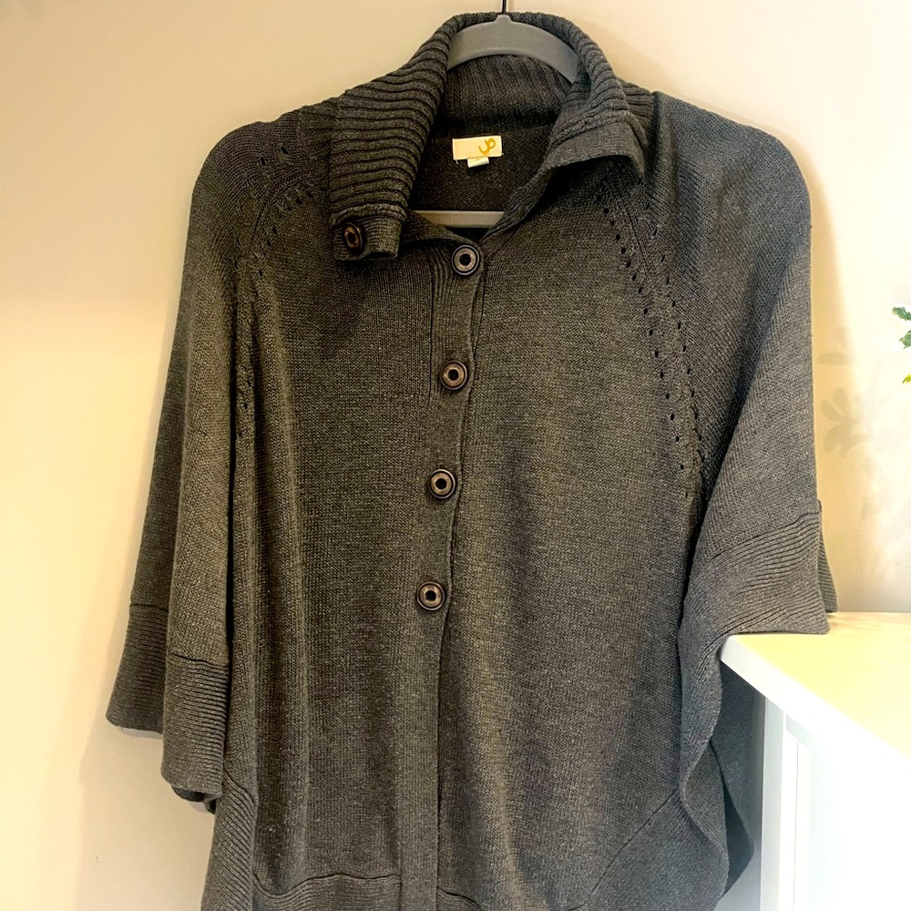 Great grey fall poncho/cape